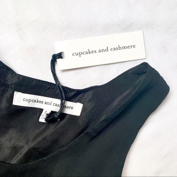 CUPCAKES & CASHMERE LBD Mini Dress Cocktail Black Size 2 Sleeveless Fit & Flare - Picture 6 of 7